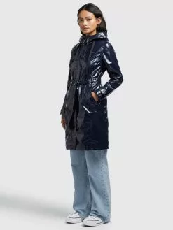Khujo Manteaux De Pluie Manteau Mi-saison Alecia Femme Bleu Nuit 12 Khujo Manteaux De Pluie Manteau Mi-saison Alecia Femme Bleu Nuit -Magasin D'usine Khujo 35438c9b60ce5b9a27bf5b07ea7fca0e