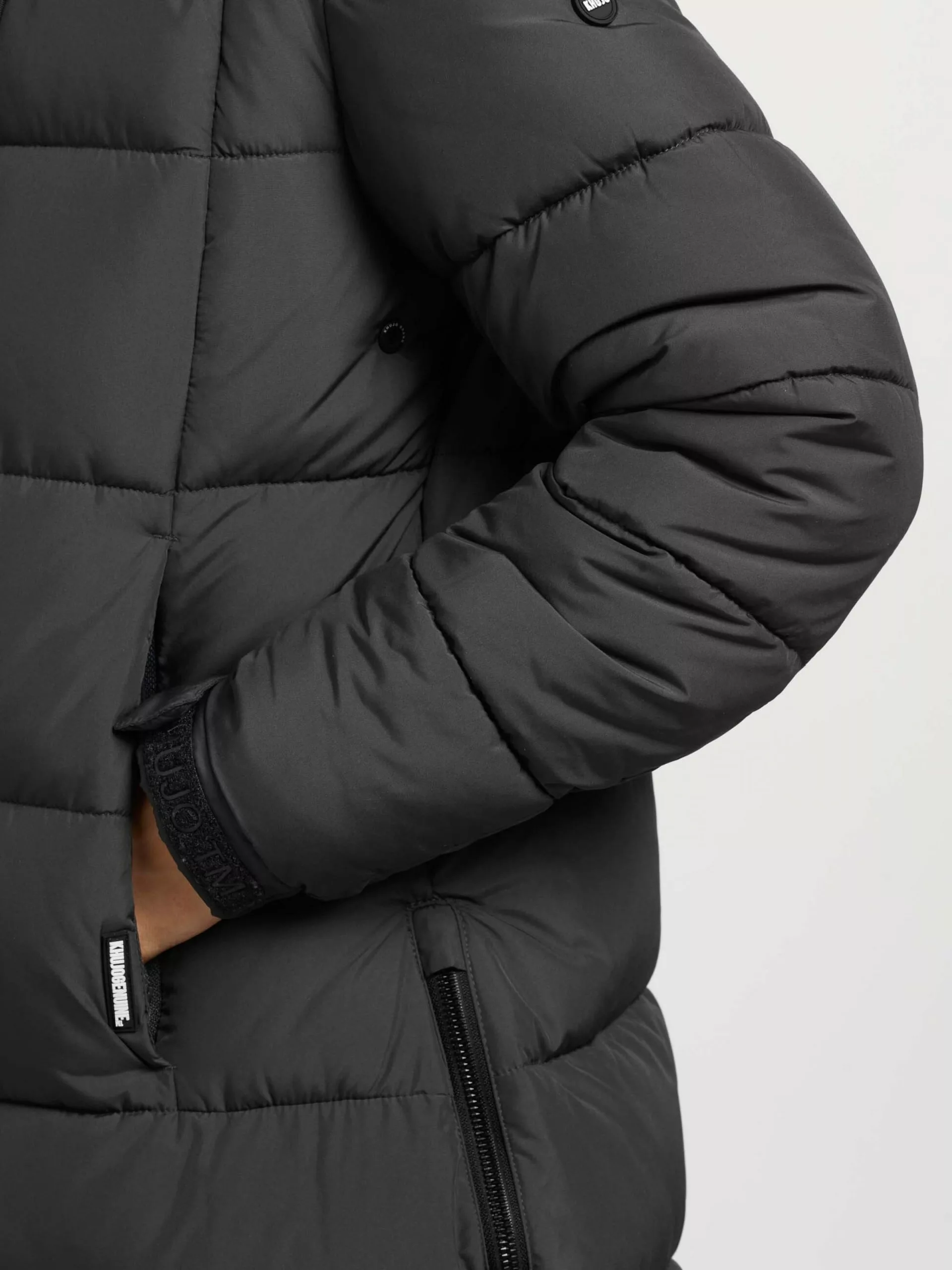 Khujo Manteaux Dhiver Manteau D’hiver Youma Femme Noir 10 Khujo Manteaux Dhiver Manteau D’hiver Youma Femme Noir – Image 8