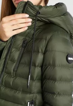Khujo Vestes Dhiver Veste D’hiver Lovina Femme Kaki -Magasin D'usine Khujo c2a6db4066c52606959c33fcc1feb12d