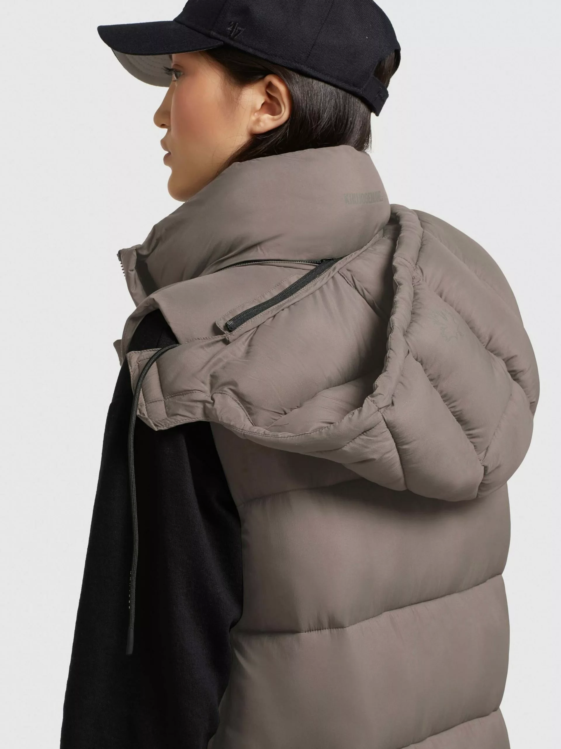 Khujo Vestes Sans Manches Gilet Tourin Femme Marron 10 Khujo Vestes Sans Manches Gilet Tourin Femme Marron – Image 8